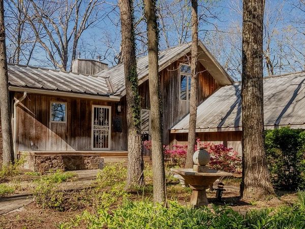 5 Lake Shore Court, Carbondale, IL 62902