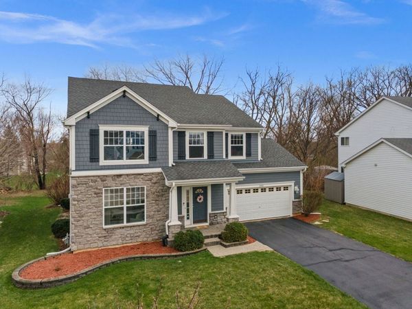 1995 Colchester Avenue , Hoffman Estates, IL 60192