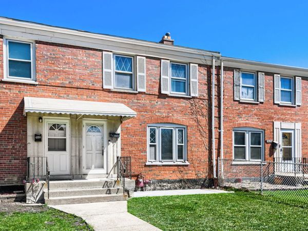 6361 S Lockwood Avenue , Chicago, IL 60638
