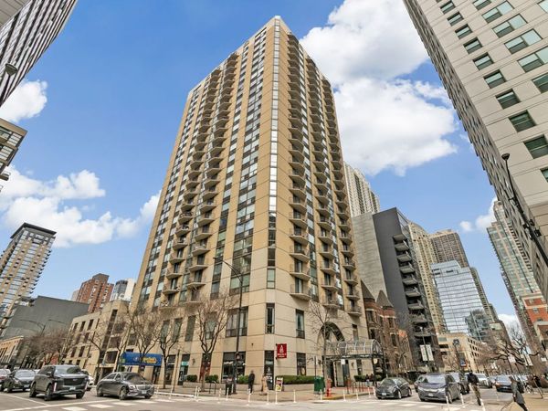 70 W Huron Street, Unit 1907, Chicago, IL 60654