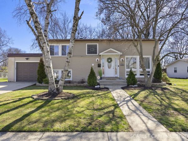 1003 E Alder Lane , Mount Prospect, IL 60056