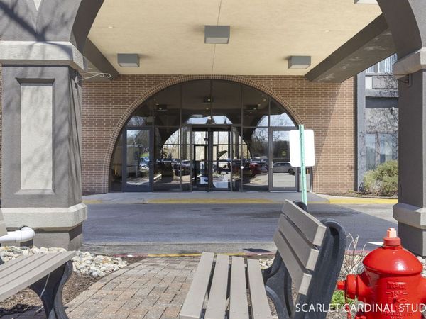 1 Renaissance Place, Unit 201, Palatine, IL 60067