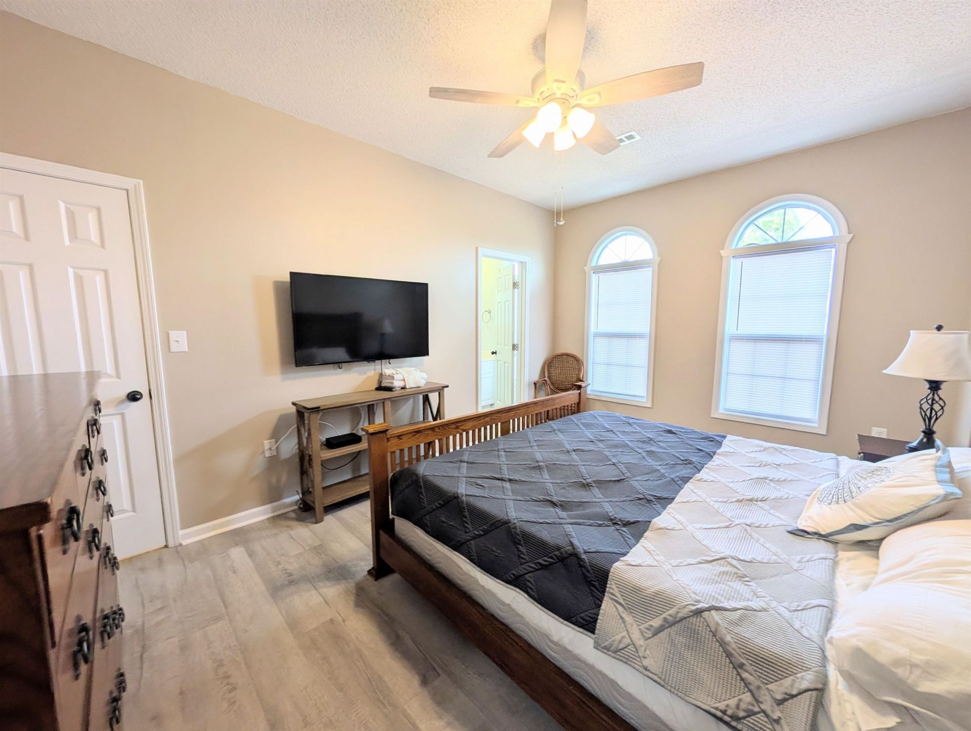 9772 Leyland Dr. Photo 4