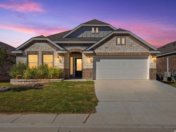 5922 CORSICANA WAY, Seguin, TX 78155