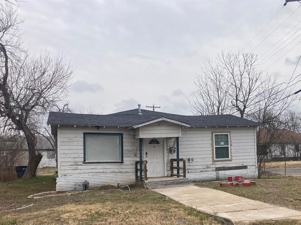 2434 S 9th Street, Waco, TX 76706