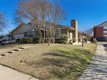 19016 Tupelo Lane, Dallas, TX 75287