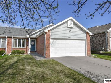 8224 Karl Ridge Road, Lincoln, NE 68506