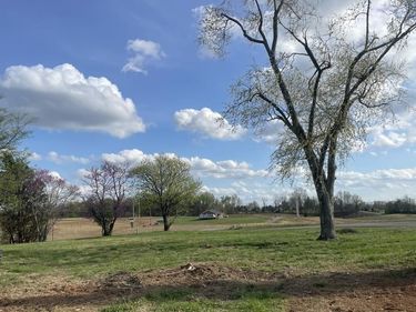 3368 Sunnyside-Gotts Road, Bowling Green, KY 42103
