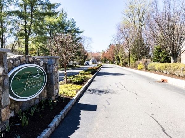 97 Winged Foot Dr, Livingston, NJ 07039