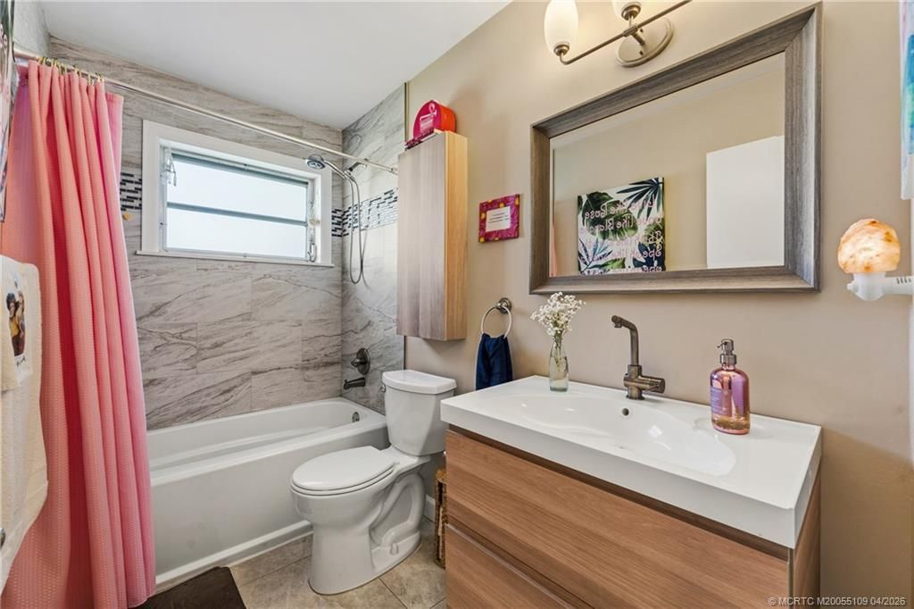 3389 NE Linda Drive, Jensen Beach, FL 34957 Photo