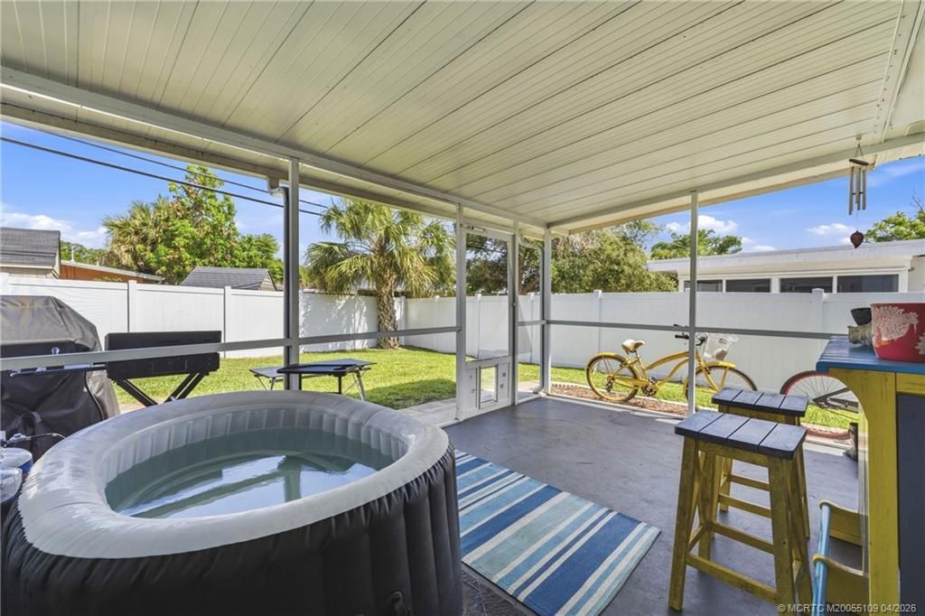 3389 NE Linda Drive, Jensen Beach, FL 34957 Photo