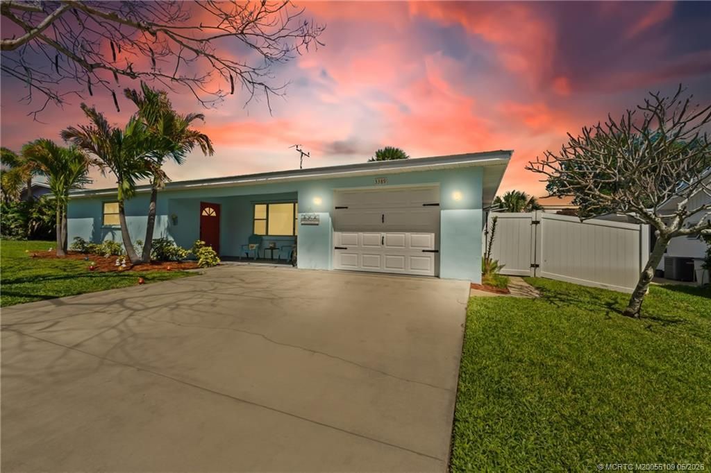 3389 NE Linda Drive, Jensen Beach, FL 34957 Photo