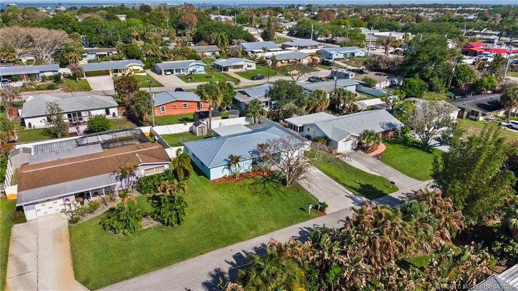 3389 NE Linda Drive, Jensen Beach, FL 34957 Photo