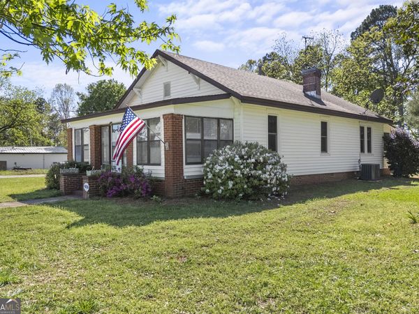 1829 Hewell Road, Dewy Rose, GA 30634