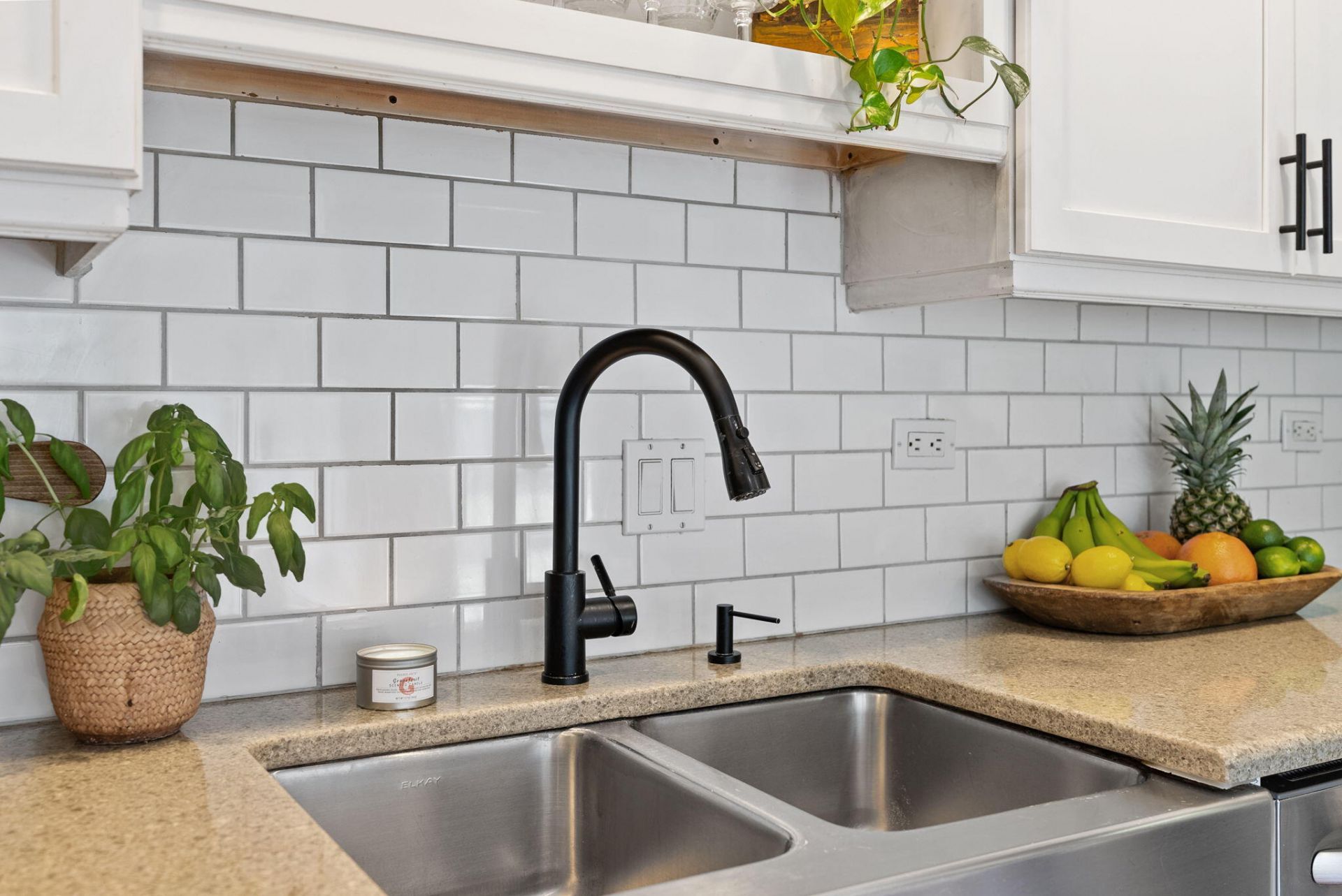 971 Foxcroft Road Photo 15