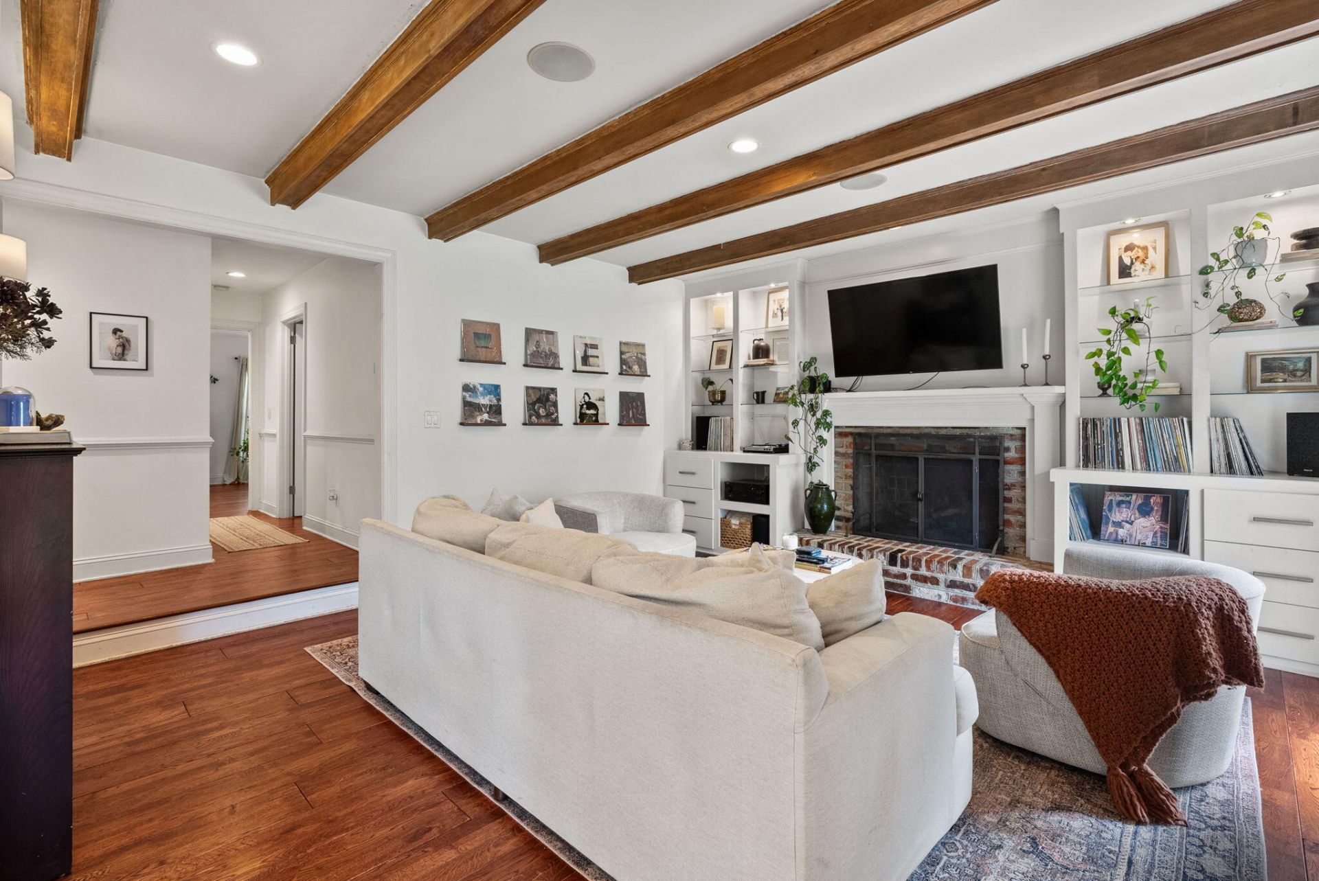 971 Foxcroft Road Photo 17