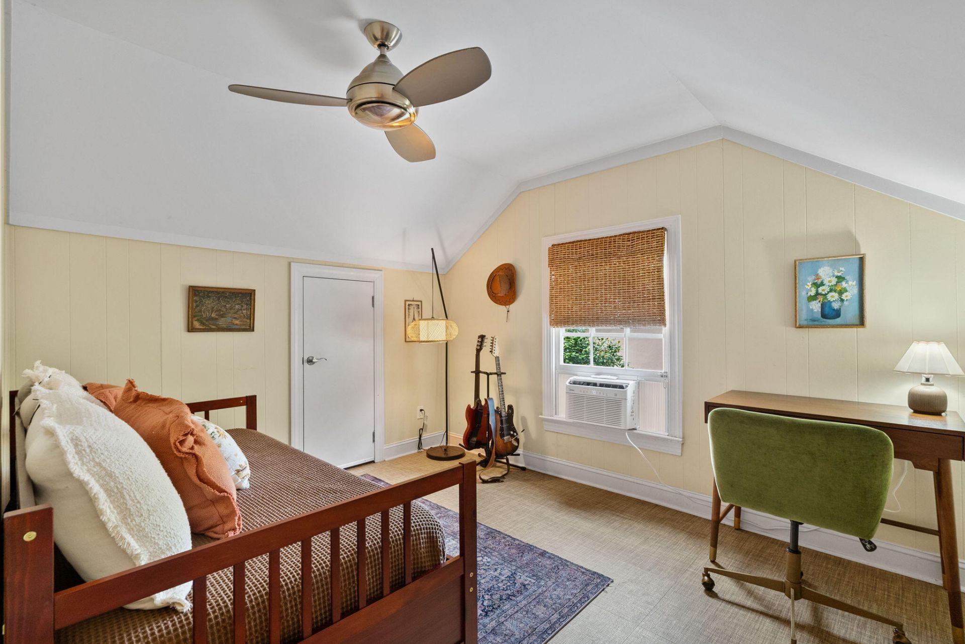 971 Foxcroft Road Photo 26