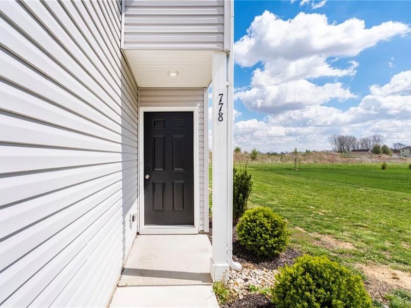 778 Oakdale Drive, Jamestown, OH 45335 Photo 6