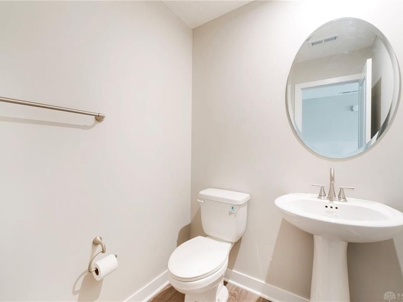 778 Oakdale Drive, Jamestown, OH 45335 Photo 8