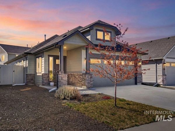 437 W Contender Dr, Meridian, ID 83642