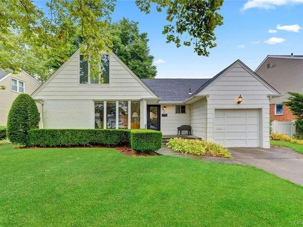 37 Patton Boulevard , New Hyde Park, NY 11040