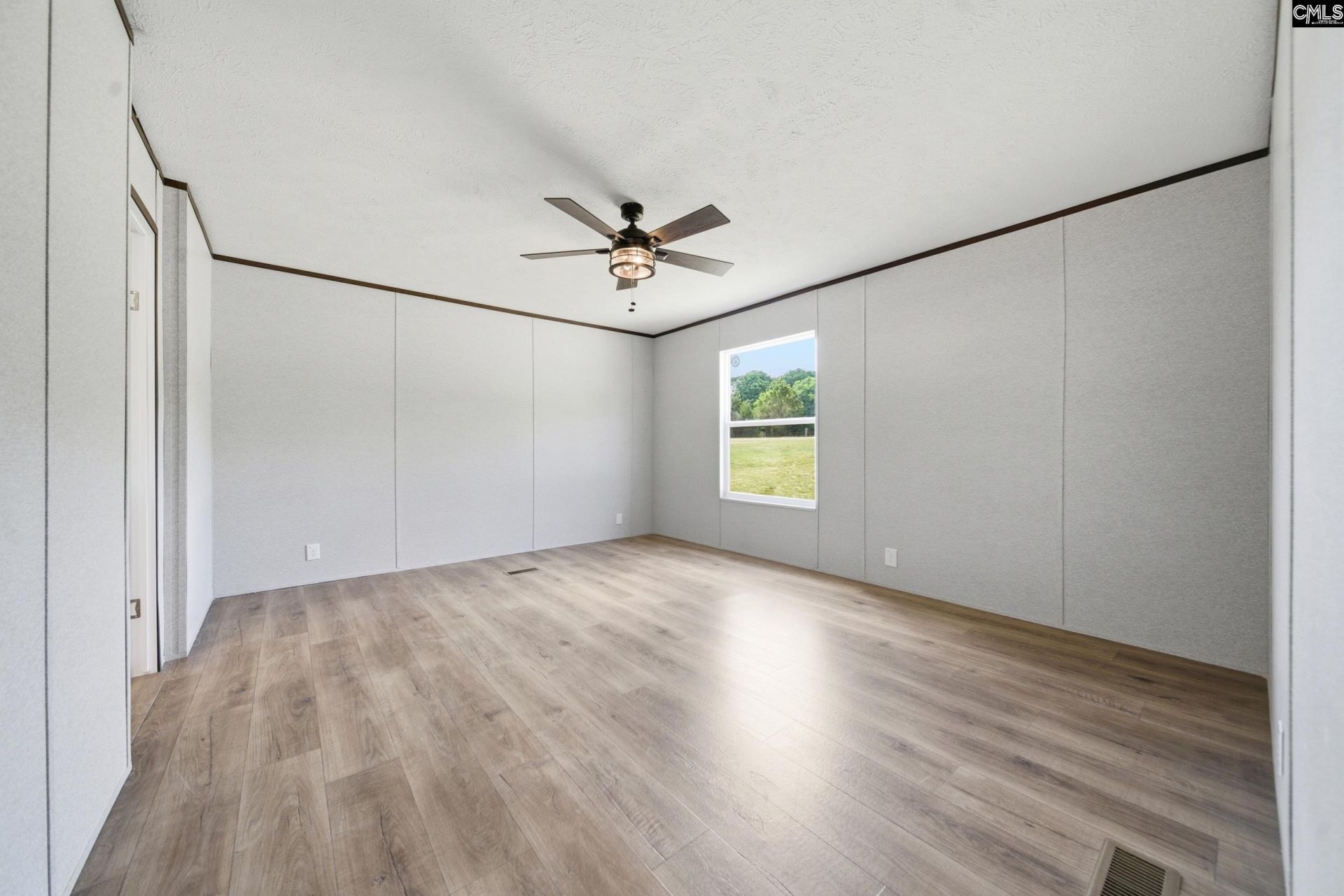 166 Elgain Cockrell Road Photo 12