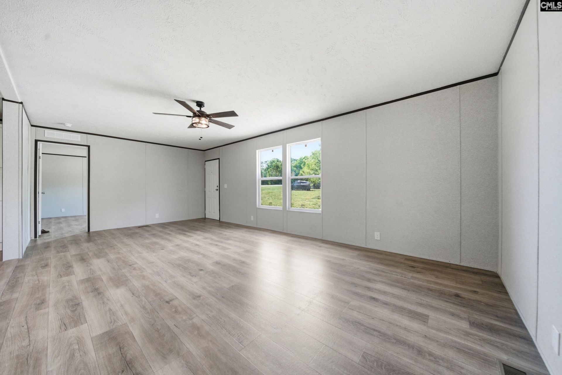 166 Elgain Cockrell Road Photo 6