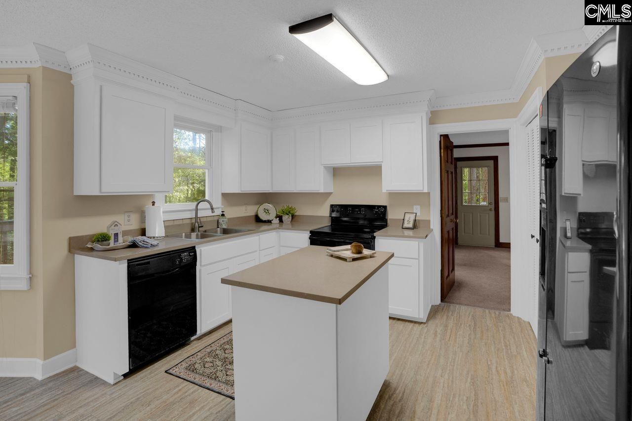 208 Timbercreek Court Photo 9