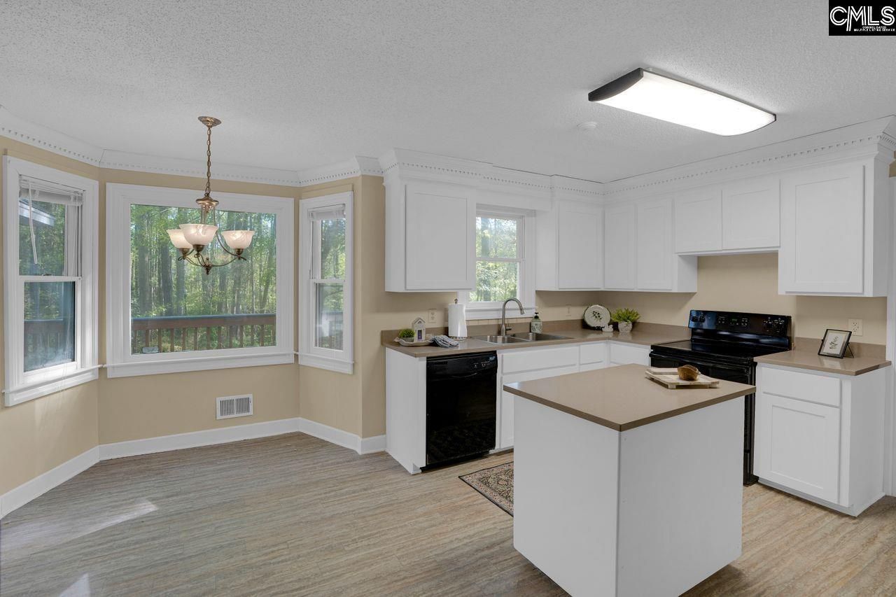 208 Timbercreek Court Photo 7