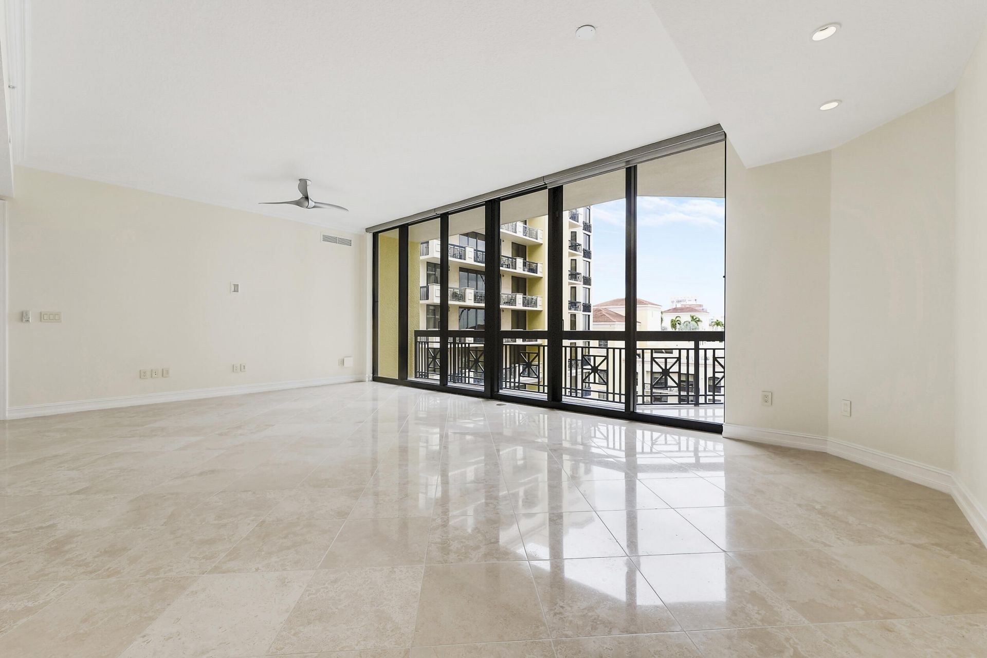 701 S Olive Avenue, Unit 1706, West Palm Beach, FL 33401 Photo