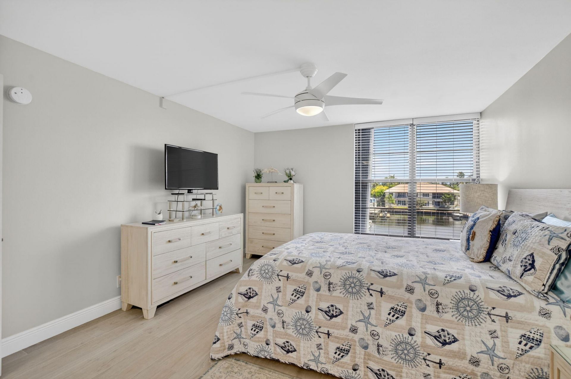 6 Royal Palm Way, Unit 409, Boca Raton, FL 33432 Photo