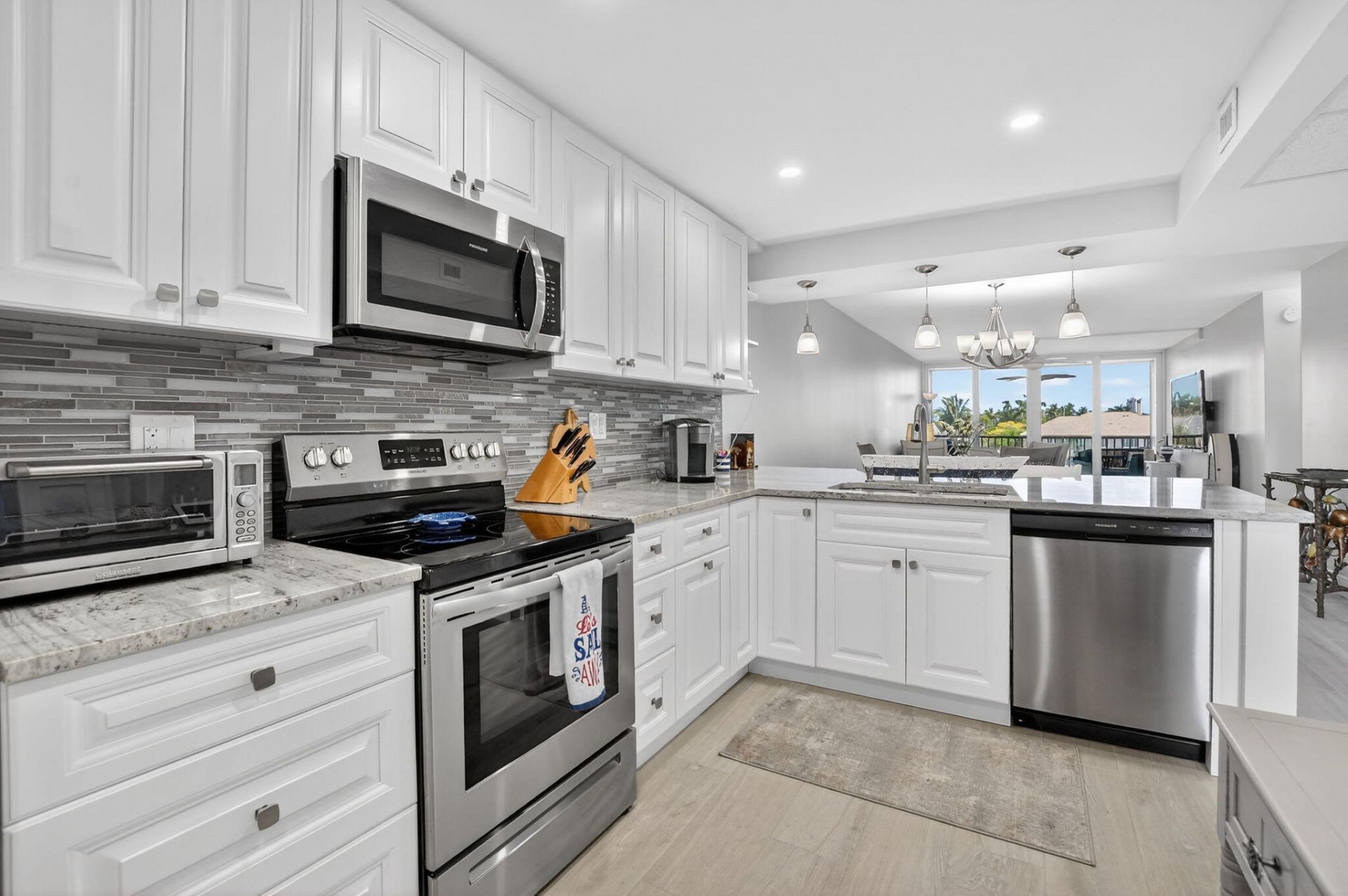 6 Royal Palm Way, Unit 409, Boca Raton, FL 33432 Photo