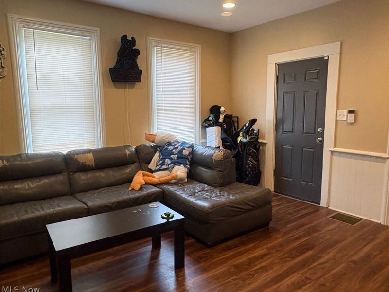 361 Cross Street , Akron, OH 44311 Photo 5