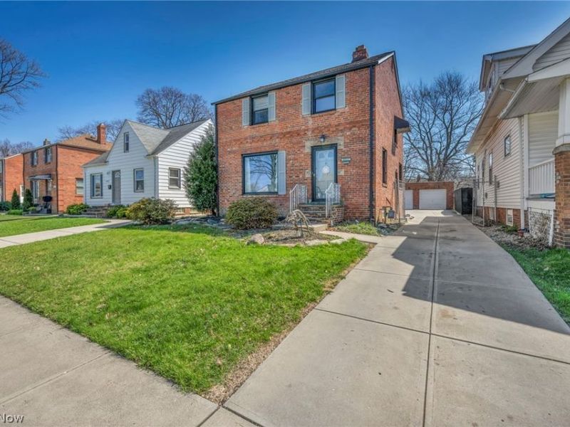 4911 Tuxedo Avenue , Parma, OH 44134 Photo 2