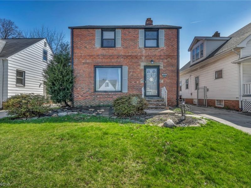 4911 Tuxedo Avenue , Parma, OH 44134 Photo 3