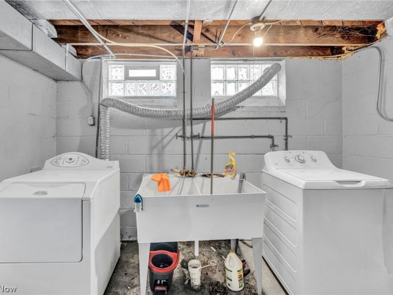 4911 Tuxedo Avenue , Parma, OH 44134 Photo 32