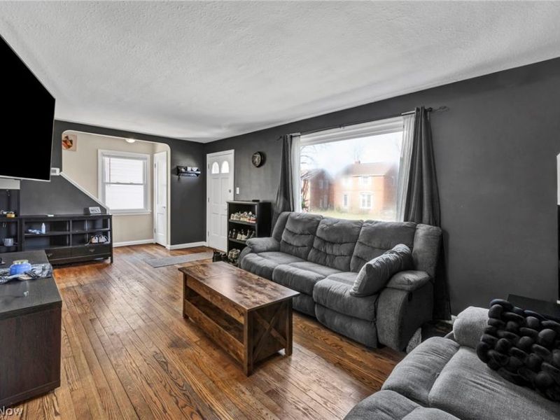 4911 Tuxedo Avenue , Parma, OH 44134 Photo 6