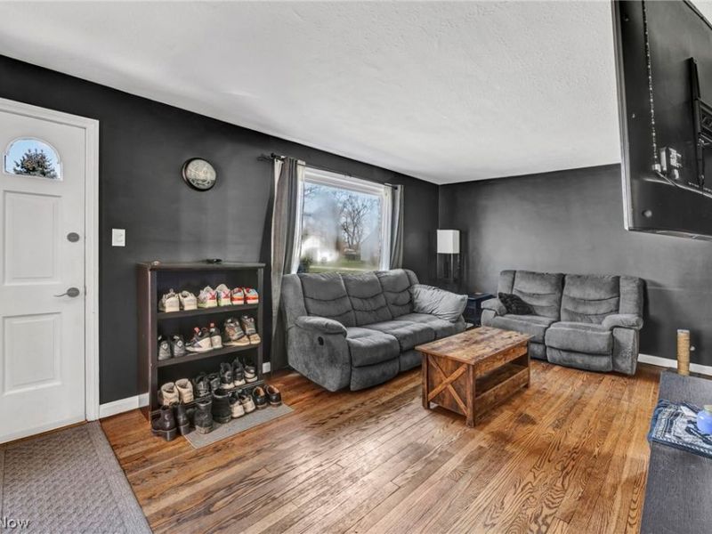 4911 Tuxedo Avenue , Parma, OH 44134 Photo 8