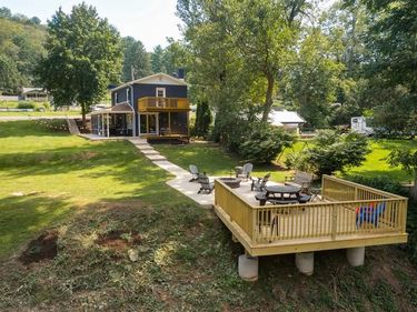 96 FROG HOLW, JERSEY SHORE, PA 17740