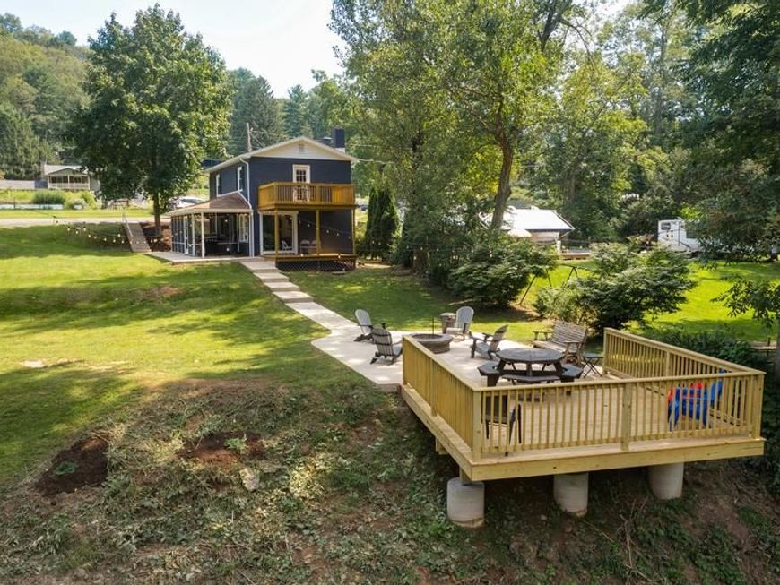 96 Frog Holw , Jersey Shore, PA 17740 Main Photo