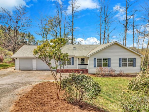 214 Lone Laurel Trail , Hendersonville, NC 28792
