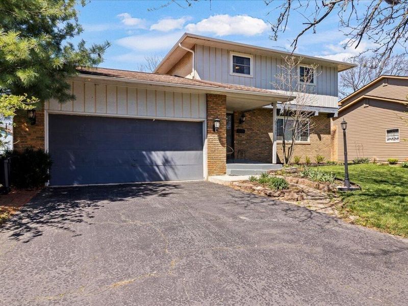 5177 Avalon Avenue , Columbus, OH 43229 Photo 2