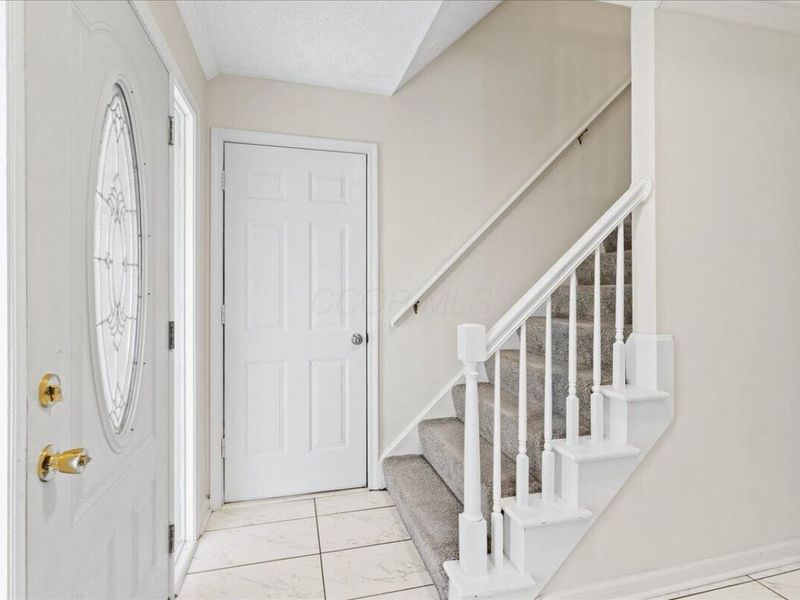 5177 Avalon Avenue , Columbus, OH 43229 Photo 4