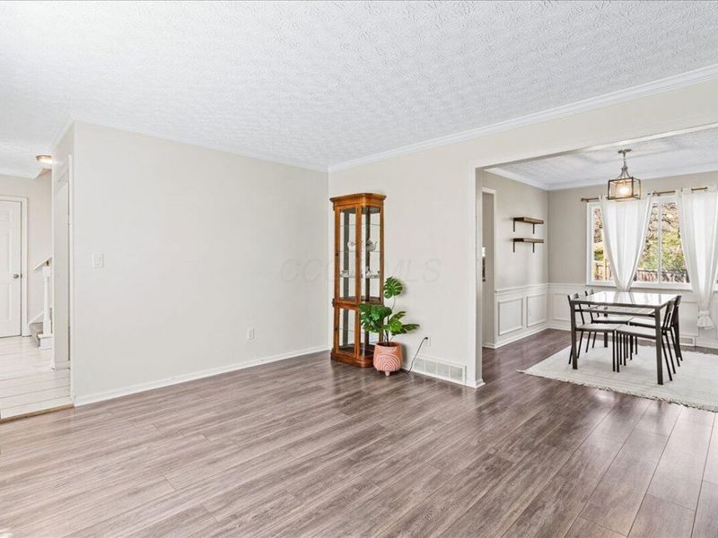 5177 Avalon Avenue , Columbus, OH 43229 Photo 8