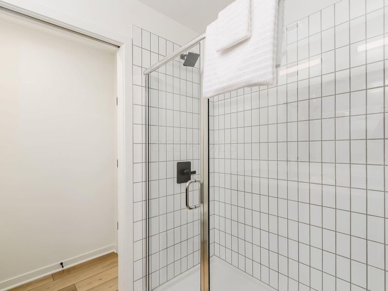 324 Postle Boulevard, Columbus, OH 43228 Photo 18