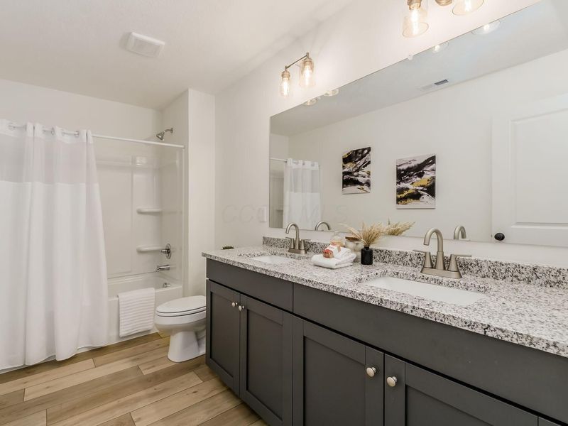 324 Postle Boulevard, Columbus, OH 43228 Photo 21