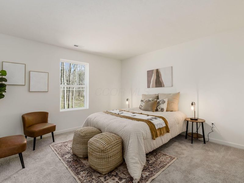 324 Postle Boulevard, Columbus, OH 43228 Photo 22