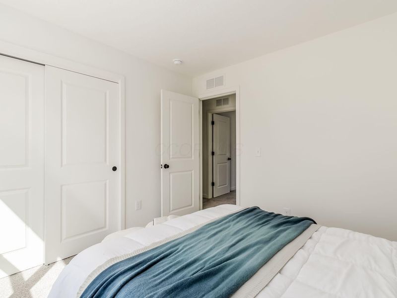 324 Postle Boulevard, Columbus, OH 43228 Photo 26