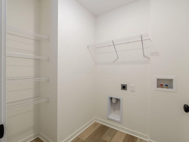 324 Postle Boulevard, Columbus, OH 43228 Photo 27