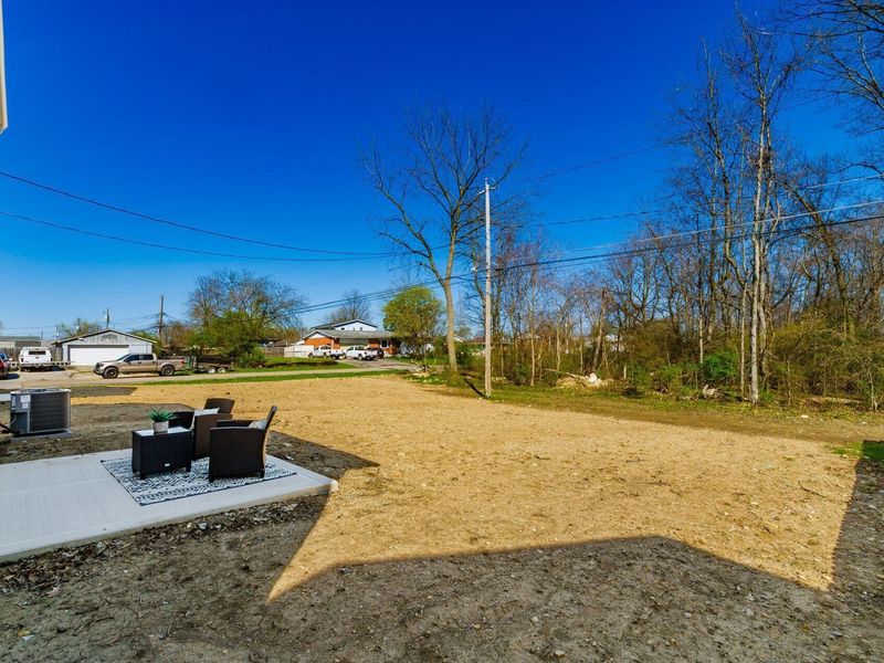 324 Postle Boulevard, Columbus, OH 43228 Photo 29